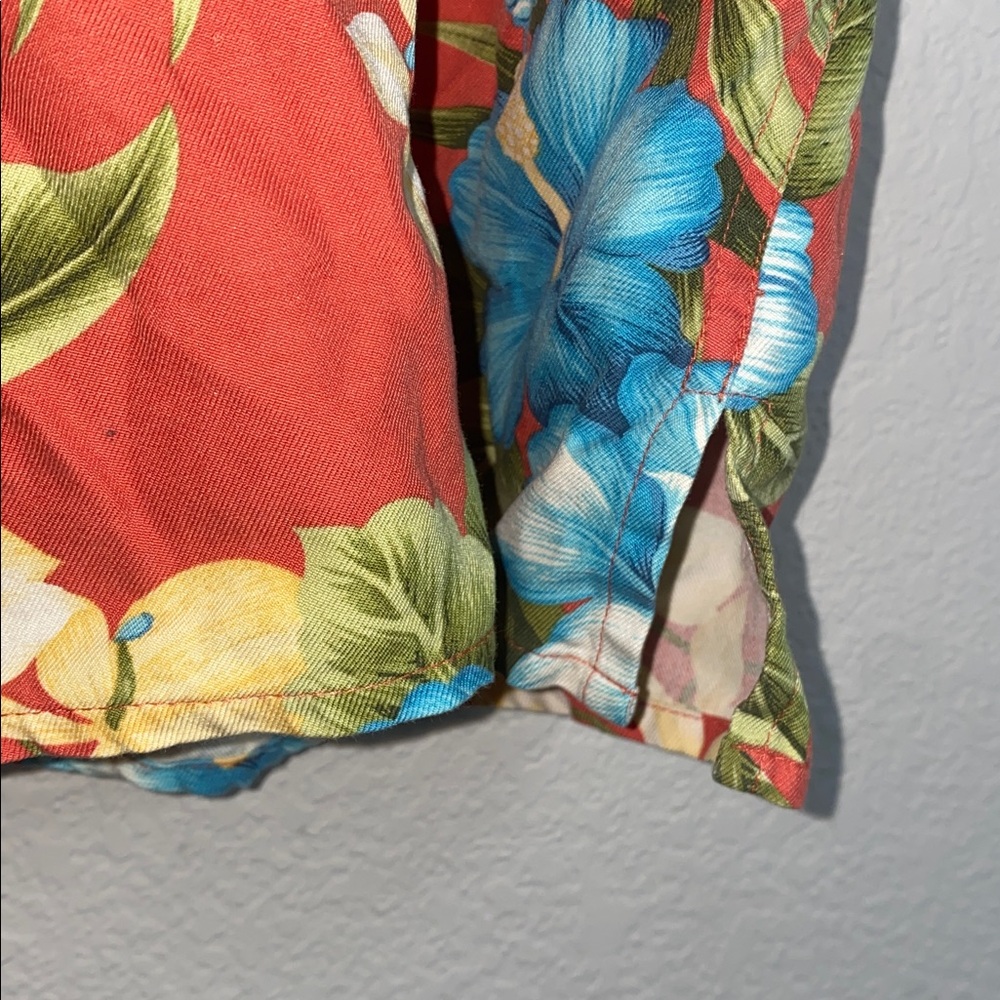 🎱Vintage West Indies men's short sleeve Hawaiian shirt in a silk blend fabric! - Picture 6 of 9